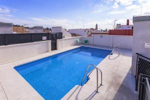 Bazén v ubytovaní -MalagaSunApts- CityCentre Rooftop Pool alebo v jeho blízkosti