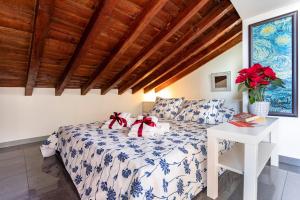 Posteľ alebo postele v izbe v ubytovaní -MalagaSunApts- Private Terrace Studio