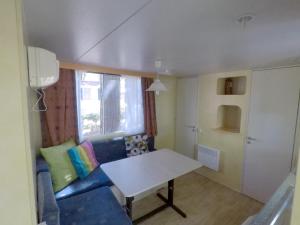 Istumisnurk majutusasutuses Camping & Village Polvese
