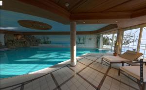 Bazén v ubytování Hotel Jagdhof nebo v jeho okolí