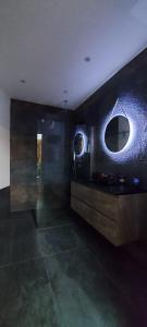 Fotografie z fotogalerie ubytování Rooftop Heated Jacuzzi, Fireplace, A Unique Home! v destinaci Żebbuġ