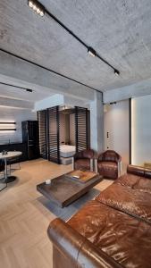 Fotografia z galérie ubytovania A NYC loft inspired design Studio APT in Kolonaki v Aténach + 25 fotografií