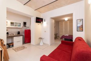 Η κουζίνα ή μικρή κουζίνα στο Lerici Natural Suite con Wi-Fi +35 φωτογραφίες