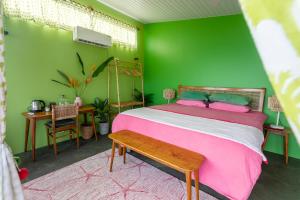 A bed or beds in a room at Casa Jaali