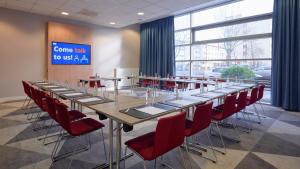 Konferenční prostory v ubytování Holiday Inn Express Frankfurt Messe by IHG + 32 fotografií