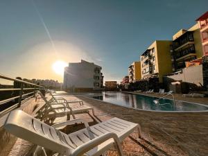 Bazén v ubytovaní Quiet Sunviet Stay, Pool & Morning Sun Balcony CS021 alebo v jeho blízkosti + 30 fotografií