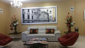 Posezení v ubytování LimaQ Hotel