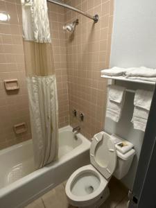 Koupelna v ubytování Newnan Nook