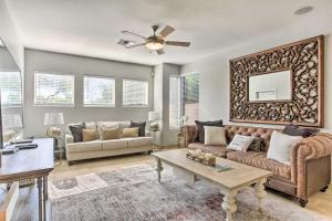 Photo de la galerie de l'établissement Spacious Scottsdale Home Swim, Golf and Hike!, à Scottsdale 34 autres photos