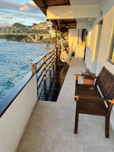 En balkon eller terrasse på Casa Marambaia 2