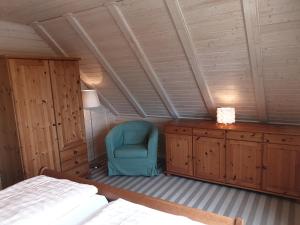 Postel nebo postele na pokoji v ubytování Blockhaus - de lüt holt hus