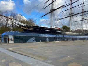a large boat sitting on top of a building at 2-bedroom flat in Cutty-Sark, Greenwich ! in London