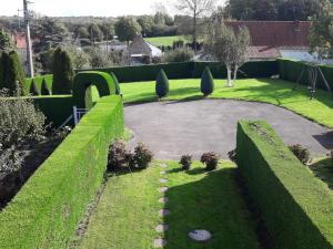 Fotografia z galérie ubytovania Gîte familial avec terrasse, jardin clos, barbecue, cheminée et équipements pour enfants - FR-1-376-110 v destinácii Baincthun + 6 fotografií