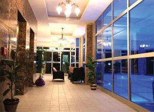 Bazén v ubytování Lavin Hotel & Spa nebo v jeho okolí