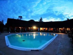 Bassein majutusasutuses Naro Moru River Lodge või selle lähedal