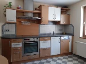 Kuchnia lub aneks kuchenny w obiekcie Mountainview Apartment Scheurer