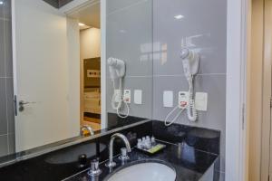 Um banheiro em Viale Cataratas Hotel & Eventos