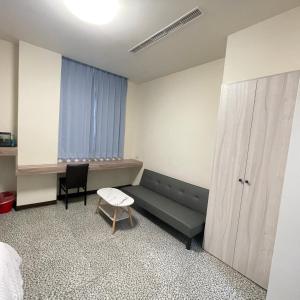 Φωτογραφία από το άλμπουμ του 電梯民宿 建平壹肆Jian-Ping Fourteen Hostel-預訂後聯繫才會保留 σε Tainan