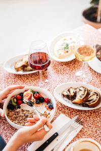 Afbeelding uit fotogalerij van Hôtel Voltaire in Arles