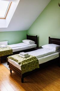 Afbeelding uit fotogalerij van Restauracja Hotel Ostoja in Wieniawa