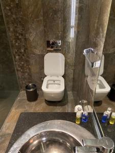 Koupelna v ubytování Nişantaşı’nda lüks daire