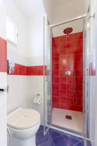 A bathroom at TORRETTA CORRICELLA- Torretta