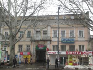 Budova, v ktorej sa apartmán nachádza