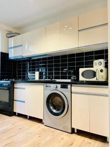 Thias Apartment -parter, langa spitalul Marie Curie