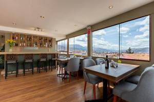 Restoran atau tempat lain untuk makan di Tikala Cusco Boutique Hotel