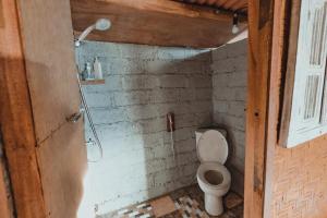 Koupelna v ubytování D' Tepi Danau Glamping