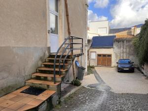 Budova, v ktorej sa apartmán nachádza
