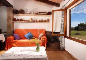 Posezení v ubytování Nice cosy villa for 4 people by Renthousing