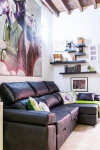 Posedenie v ubytovaní Cómodo y moderno apartamento centro Granada