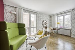Posedenie v ubytovaní Piękny Apartament Fredola
