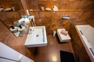 Koupelna v ubytování Atelier Lanna