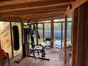 Fitness centrum a/nebo fitness zařízení v ubytování DeTY’s Guest House