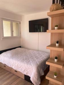 Zdjęcie z galerii obiektu Studio moderne et cosy avec balcon et parking w mieście Périgueux