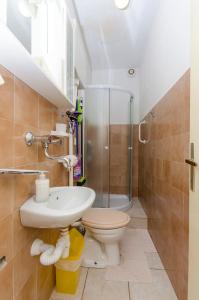 Koupelna v ubytování Apartments Derado
