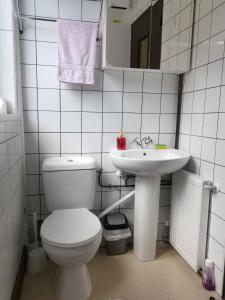 Koupelna v ubytování Appartements au bord de la rivière
