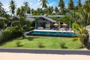 Imagen de la galería de 【塔莱】全新5卧沙滩别墅 无边泳池, en Koh Samui 