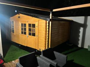 Fotografia z galérie ubytovania Chambre agréable avec jacuzzi v destinácii Marseille