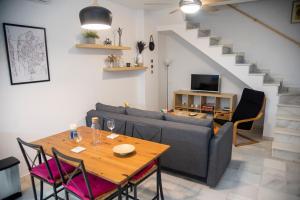 Posezení v ubytování 180 Home Precioso apartamento con patio San Bernardo 4