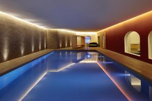 Bazén v ubytování Hotel Steffani nebo v jeho okolí