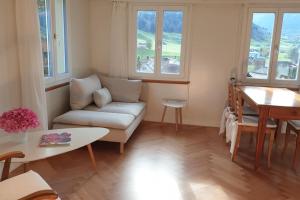 Un lugar para sentarse en flueli holiday home urnaesch