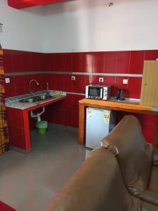 Kuchyň nebo kuchyňský kout v ubytování HOTEL BADINCA Alojamento Low Cost in Bissau avenida FRANCISCO MENDES