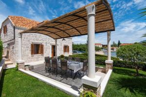 Φωτογραφία από το άλμπουμ του Holiday Villa Mirce - Lovište σε Loviste +94 φωτογραφίες