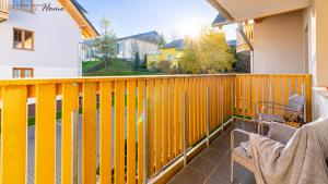 Balkon lub taras w obiekcie Wonder Home - Apartamenty położone blisko deptaka, licznych restauracji i sklepów