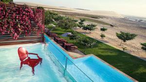 Bazén v ubytování Essenza Hotel nebo v jeho okolí