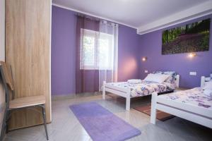Ένα ή περισσότερα κρεβάτια σε δωμάτιο στο Holiday house Stara Vrata with a private pool +43 φωτογραφίες