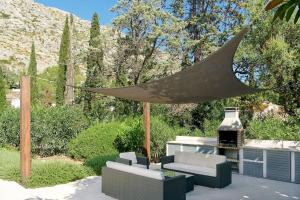 Vonkajšia záhrada v ubytovaní Villa Esquina Luxury 5 Bed 5 Bath Pollensa